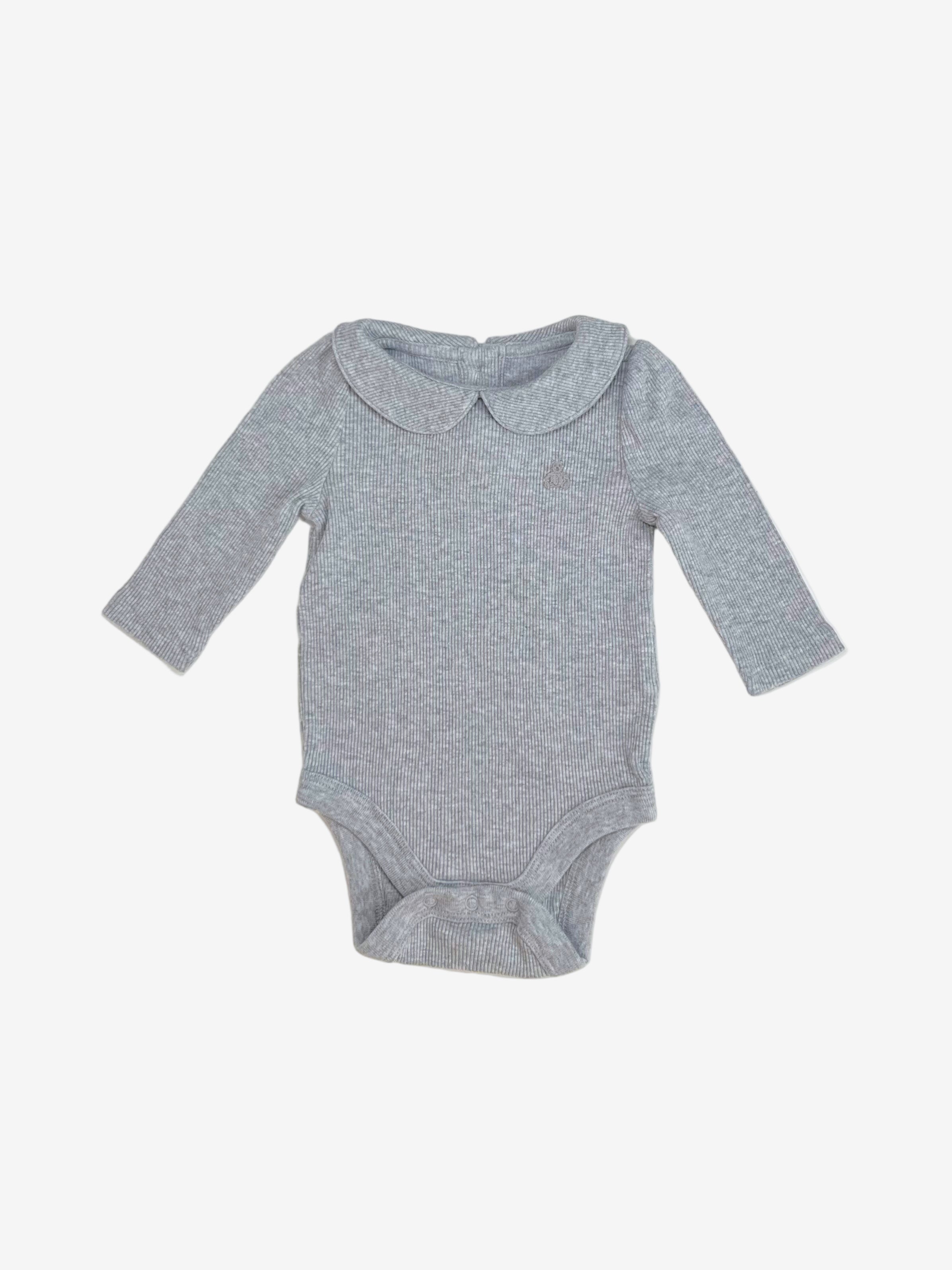 Gap – One-Piece Bodysuit (0–3 Months)