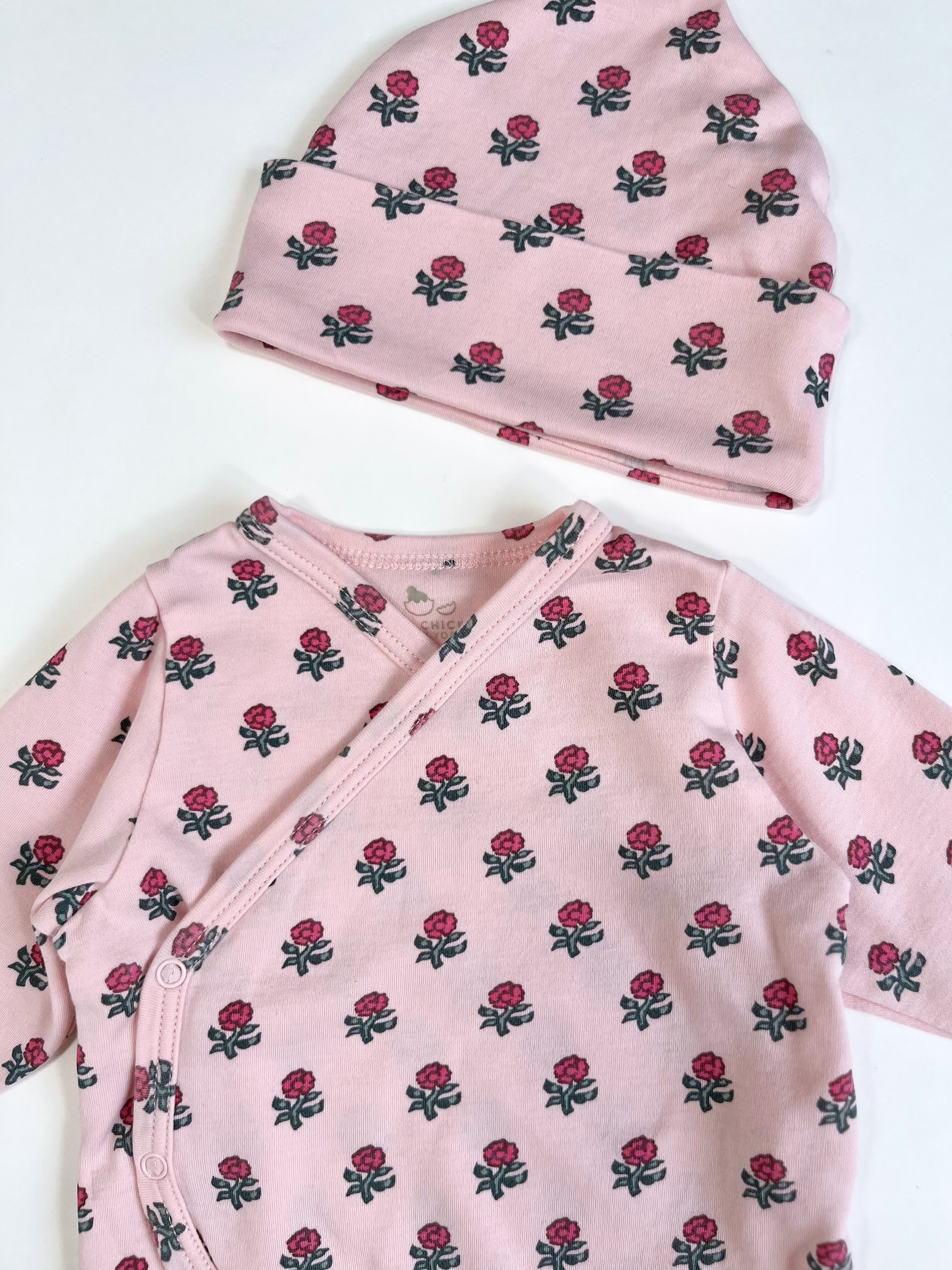 Pink Chicken – Newborn Set (Top, Bottom & Hat)