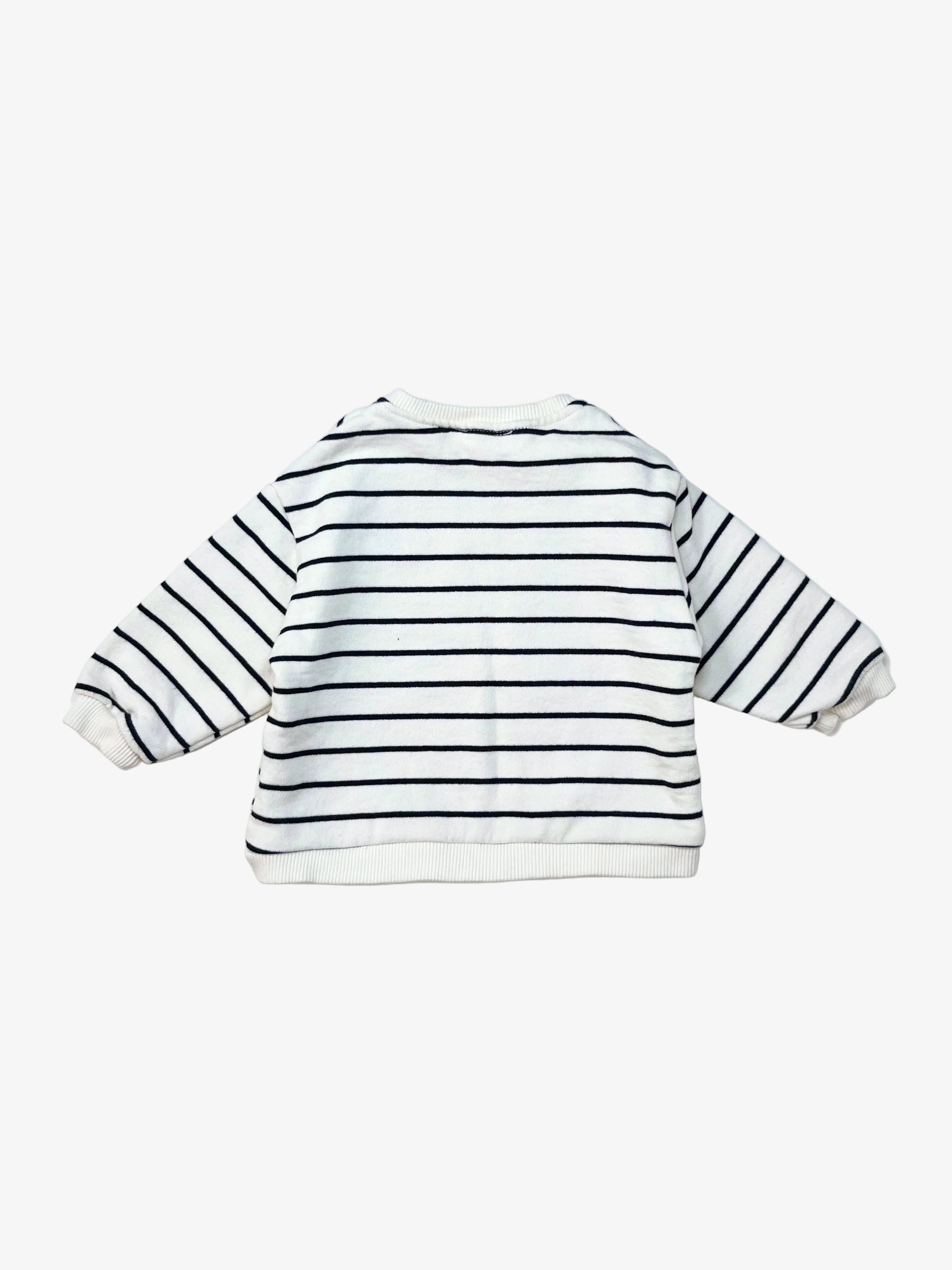 Zara – Sweatshirt (Size 6–9 months)