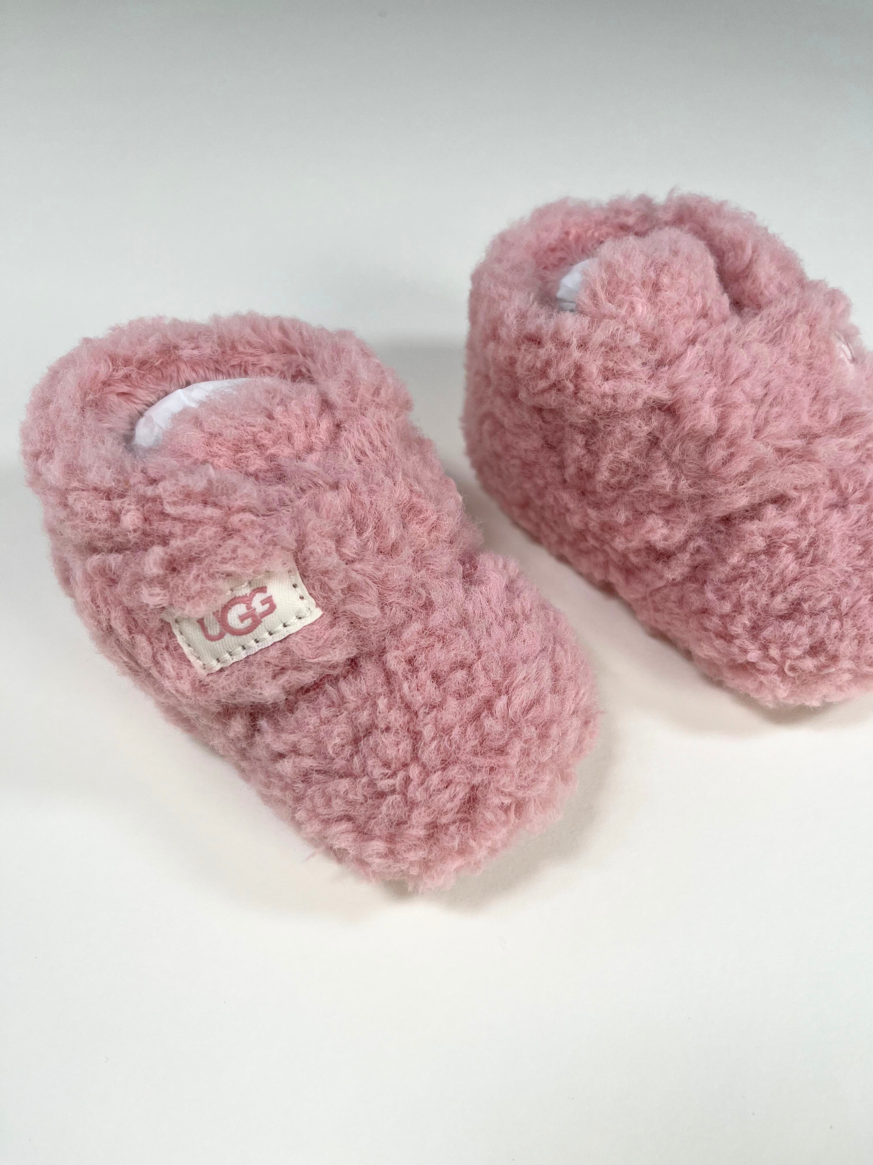 UGG Enfant – Baby Booties (Size 1 / 0–6 Months)