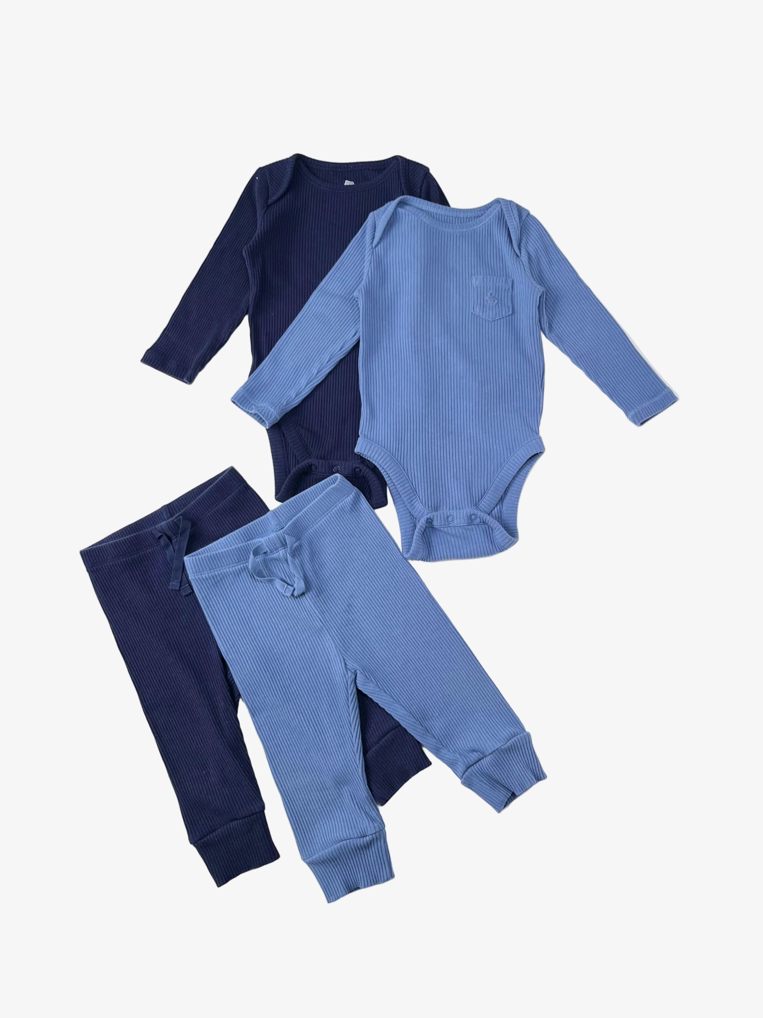 GAP – Onesies & Pants Set (4-Piece, Size 6–12 months)