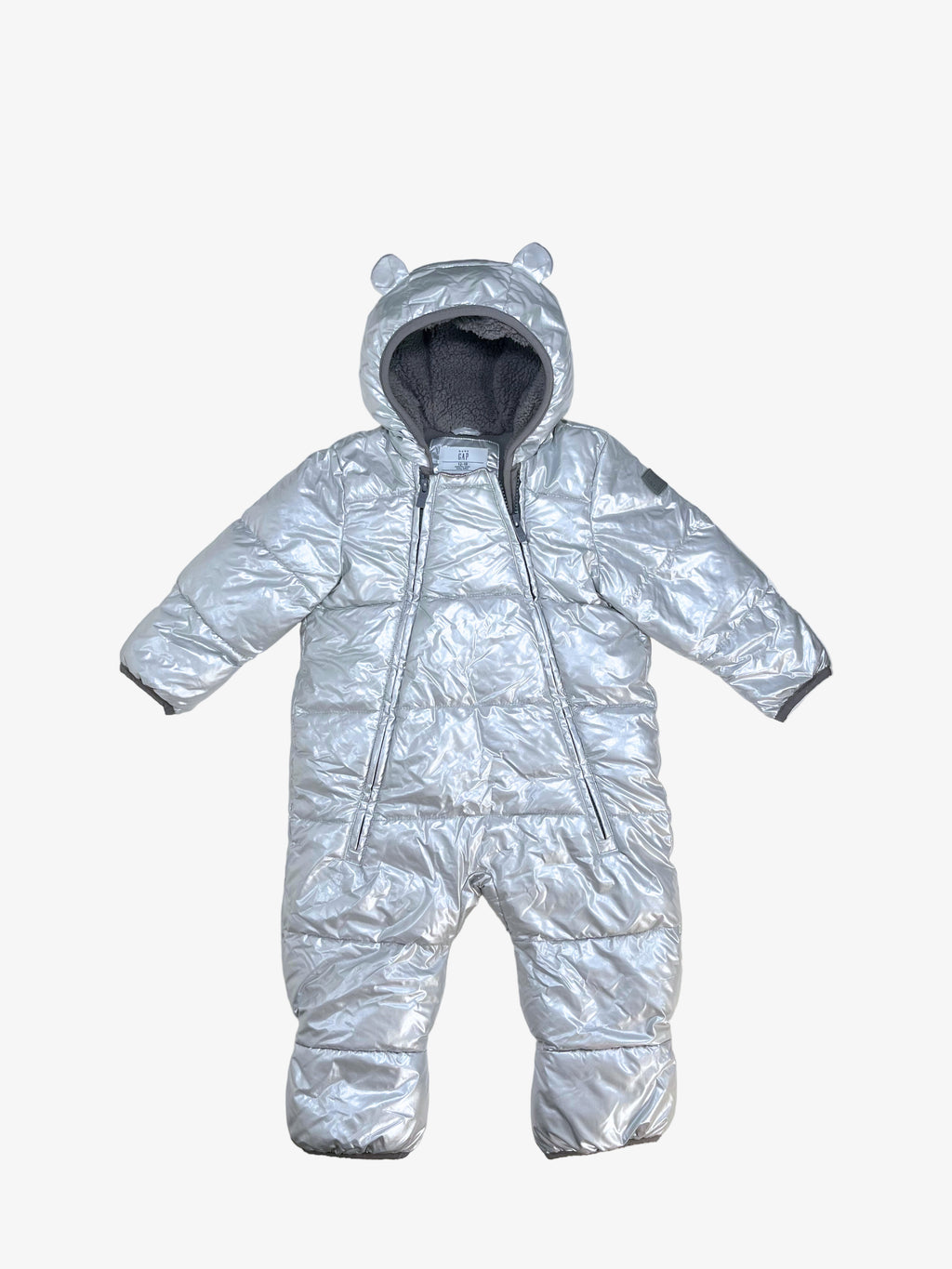 Gap – Snowsuit (Size 6–12 months)