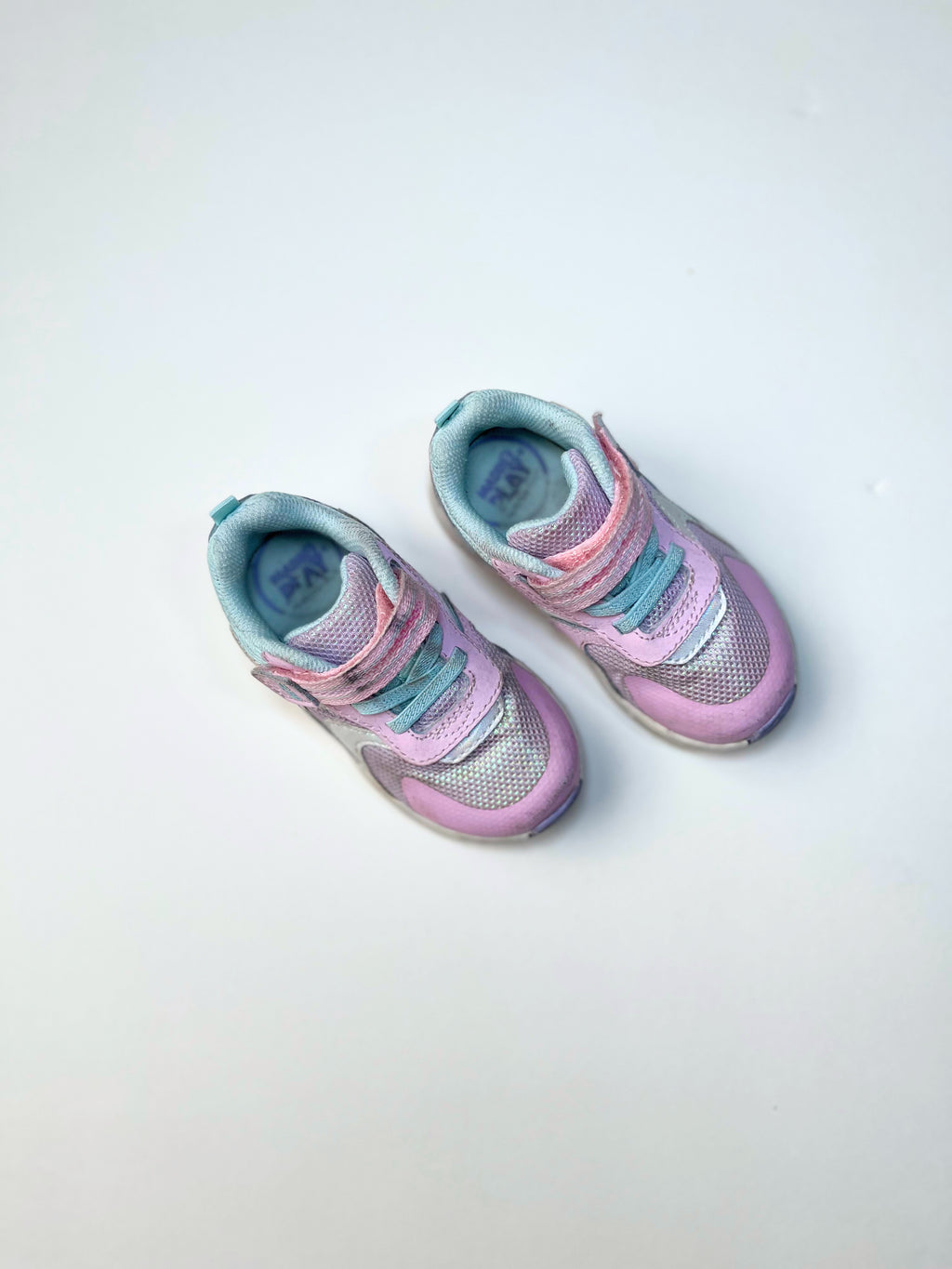 Stride Rite – Sneakers (Size US 6.5)