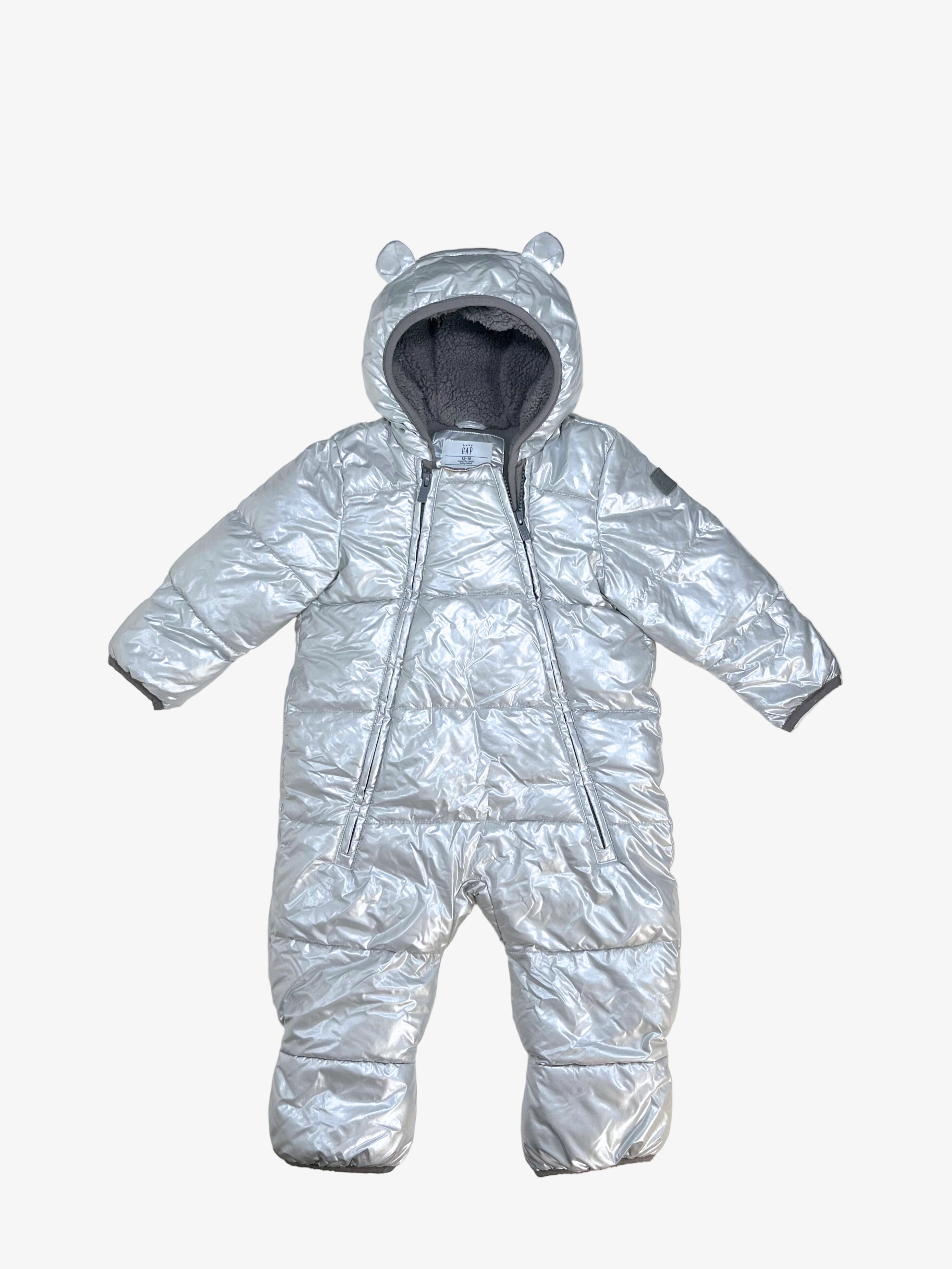 Gap – Snowsuit (Size 12–18 months)