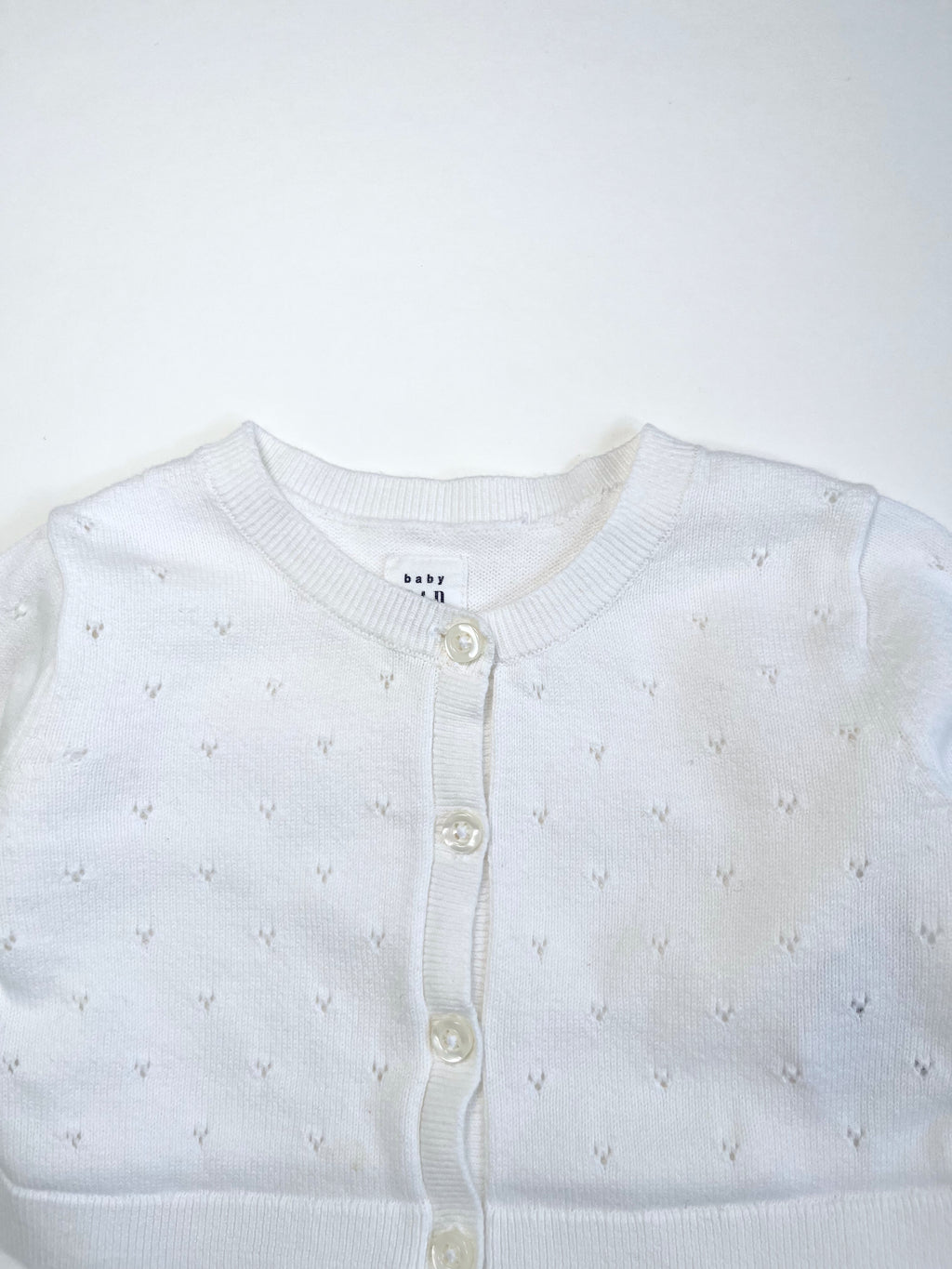 GAP – Knitted Cardigan (Size 6–12 months)